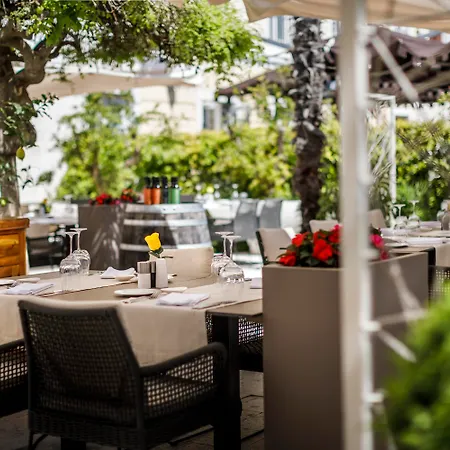 Valamar Riviera & (adults Only) Hotel 4*